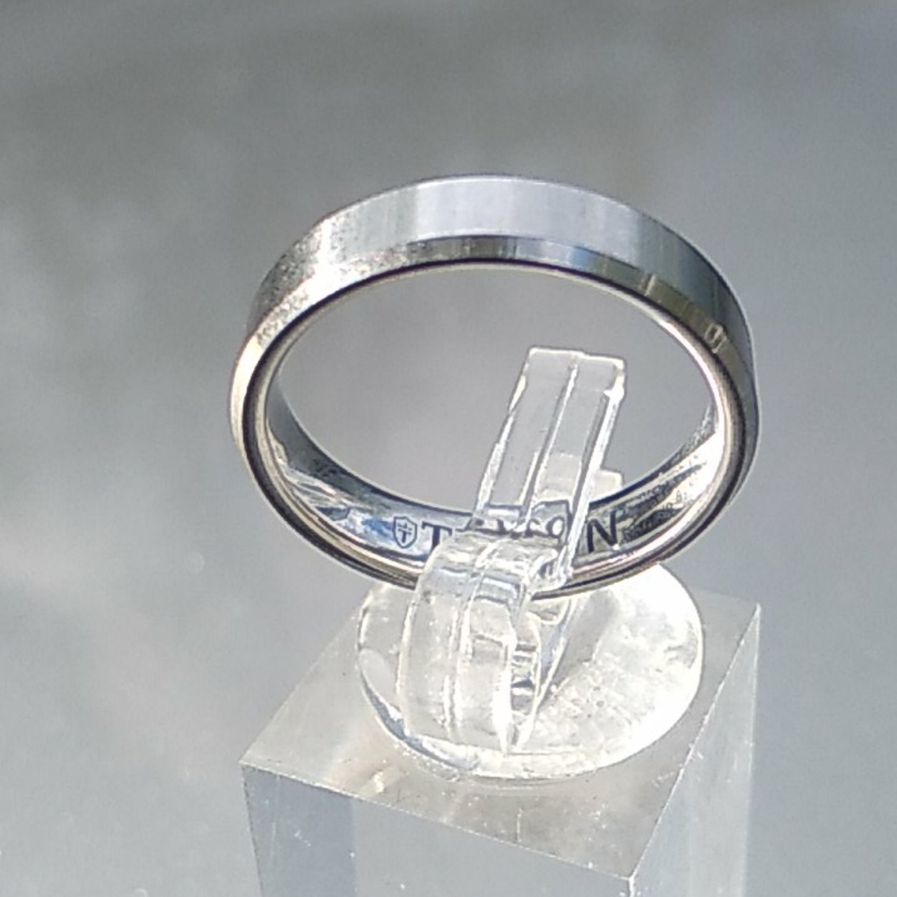 Triton tungsten TC850 wedding band